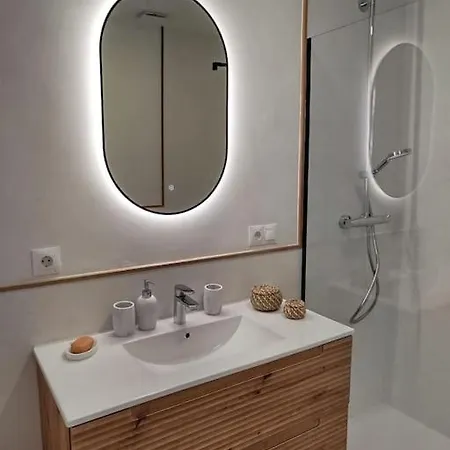 Casita Junto Al Mar En El Puerto De Cabopino Holiday home Marbella